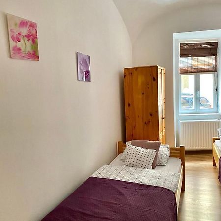 Grande Familia Apartman Appartement Eger Buitenkant foto
